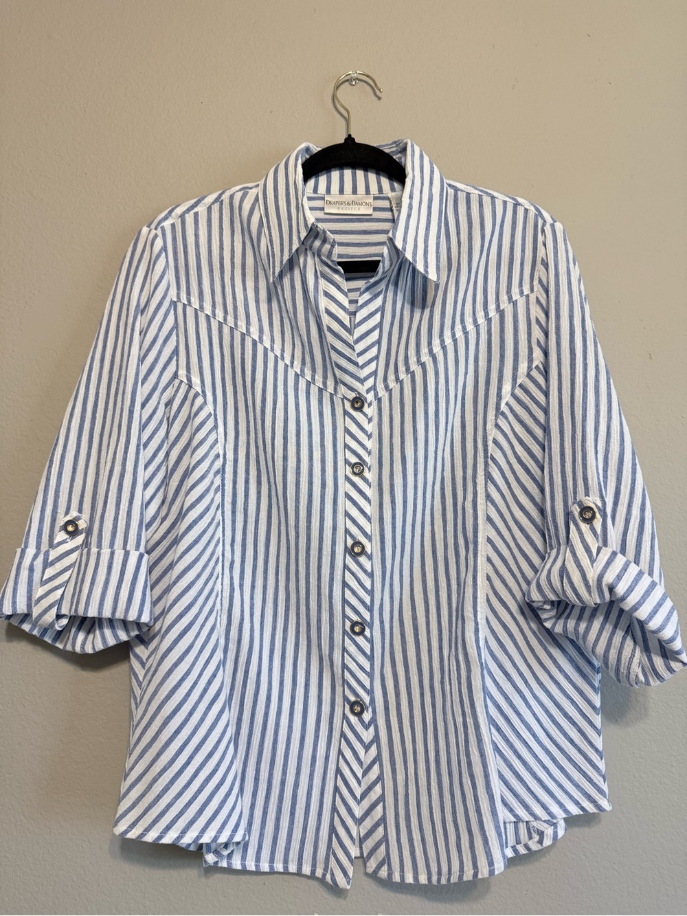 Button up 🩵 White & Blue Striped